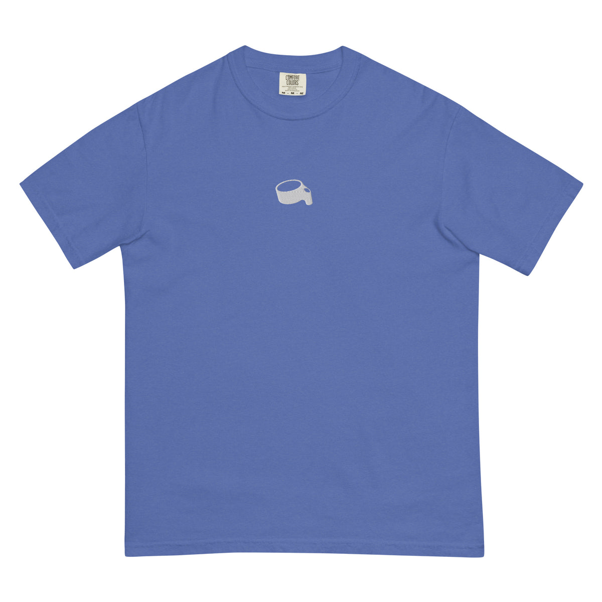 T-shirt in middenblauw (Mystic Blue) met een kleine lichtgrijze korf op de borst